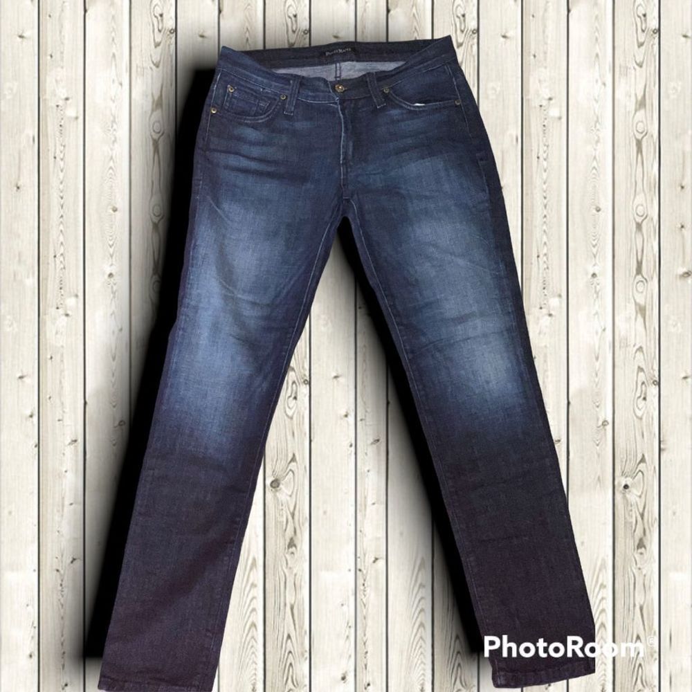 JAMES JEANS Baltic Mid/Dark Wash Jeans / Jeggings
